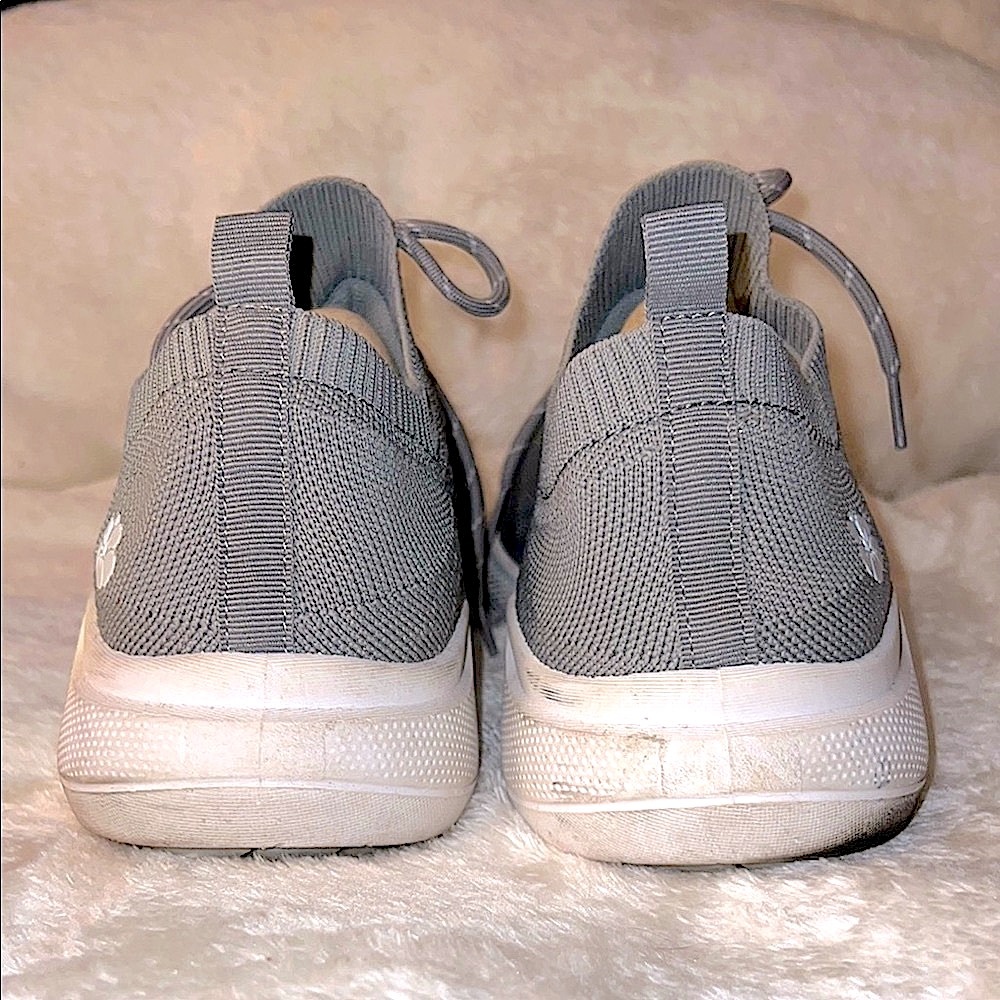 TOMMY BAHAMA GOLF 🌺 GRAY SLIP-ON KNIT CLOTH SNEAKERS WALKING SHOES Womens 9-1/2 - Picture 6 of 9